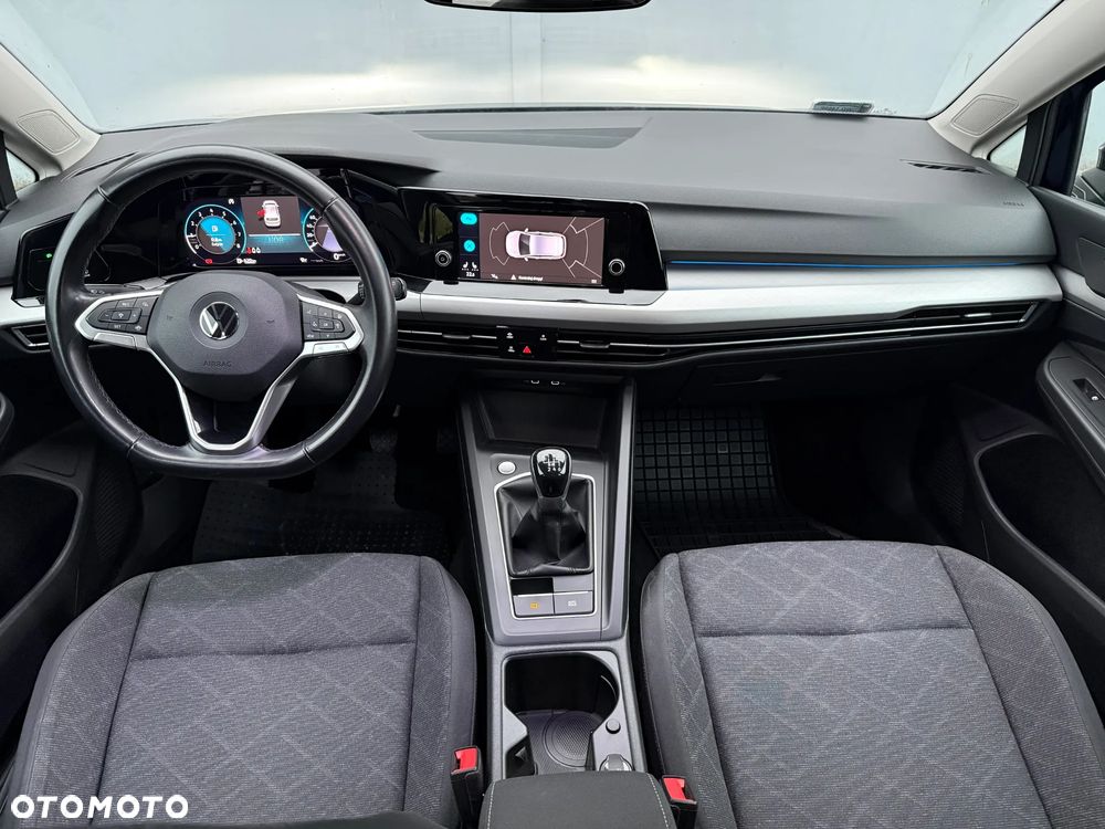 Volkswagen Golf - 3