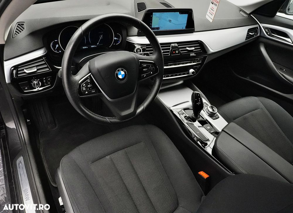 BMW Seria 5 520d - 12