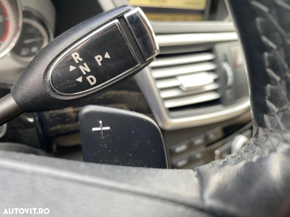 Mercedes-Benz E - 25