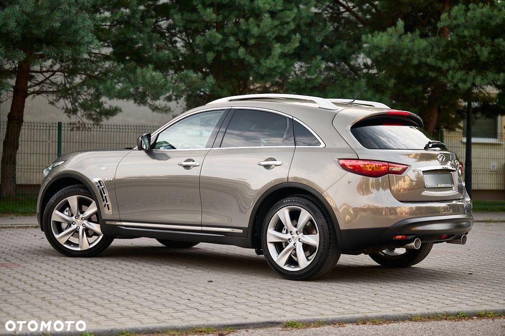 Infiniti QX70 3.0d S - 4