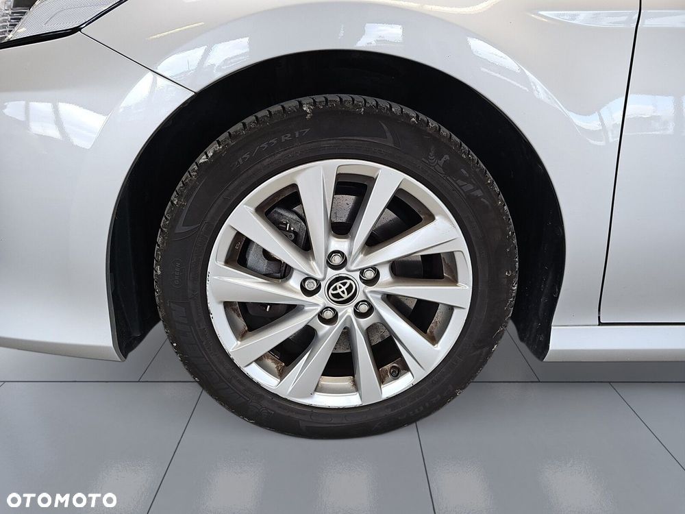 Toyota Camry 2.5 Hybrid Comfort CVT - 34
