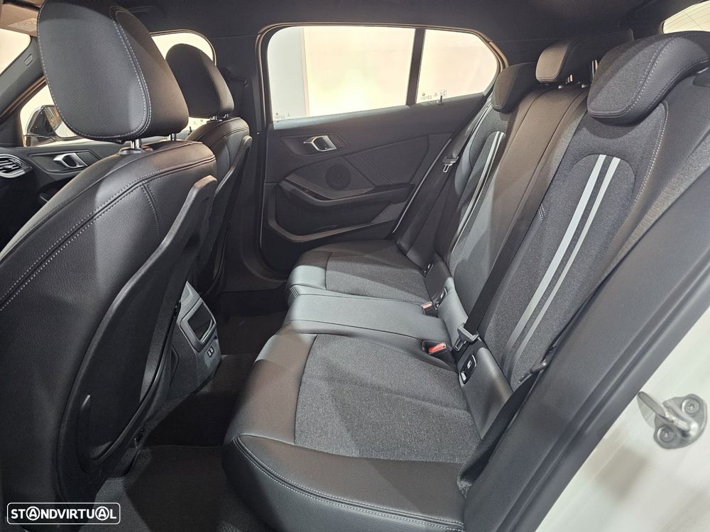 BMW 116 d Line Sport - 12