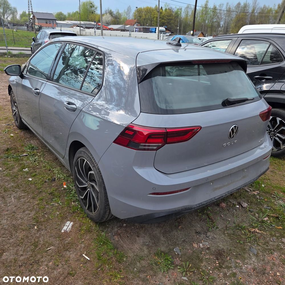 Volkswagen Golf 1.5 eTSI OPF DSG Edition 50 - 4