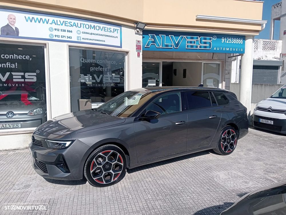 Opel Astra Sports Tourer - 2