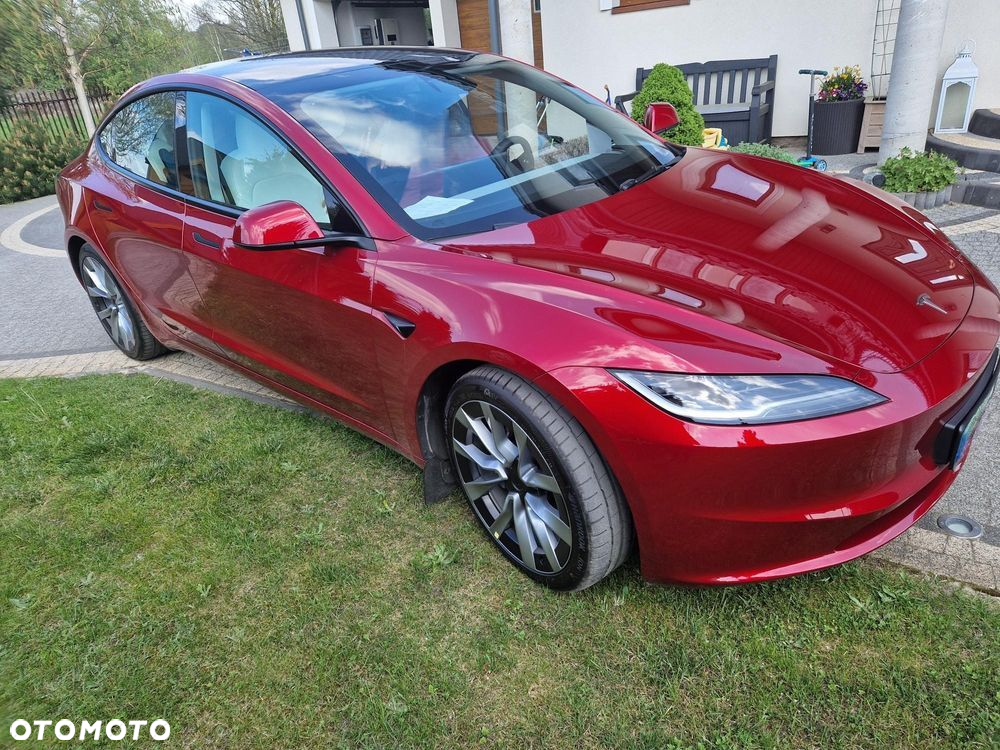 Tesla Model 3 Long Range AWD - 3