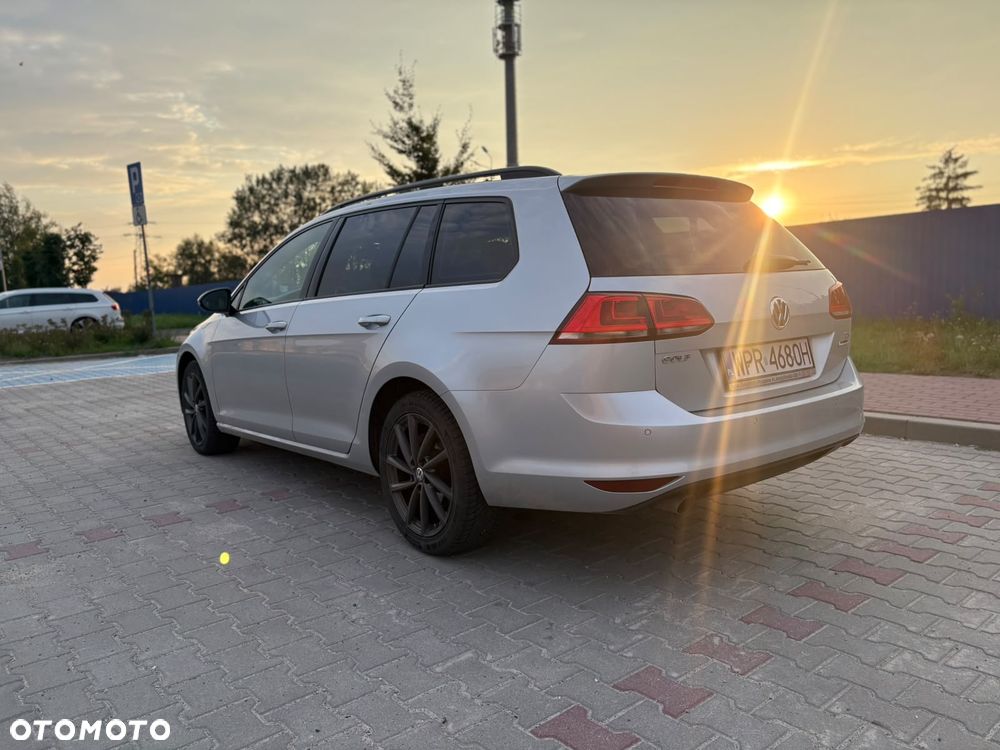 Volkswagen Golf 1.6 TDI BlueMotion Trendline - 15