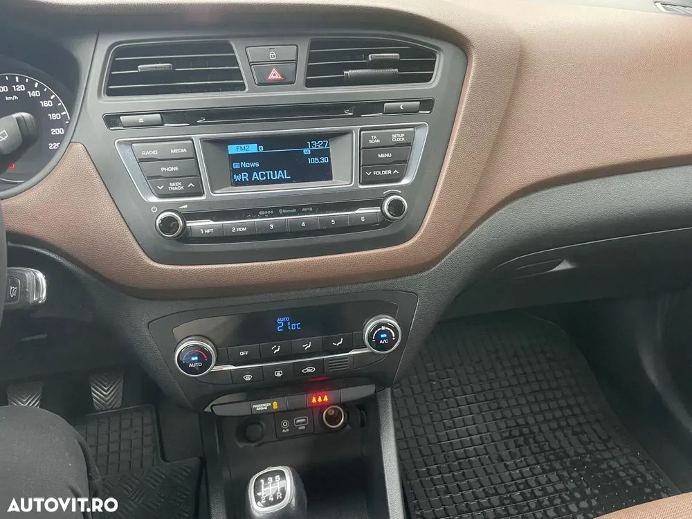 Hyundai i20 1.25 M/T Black Line - 9