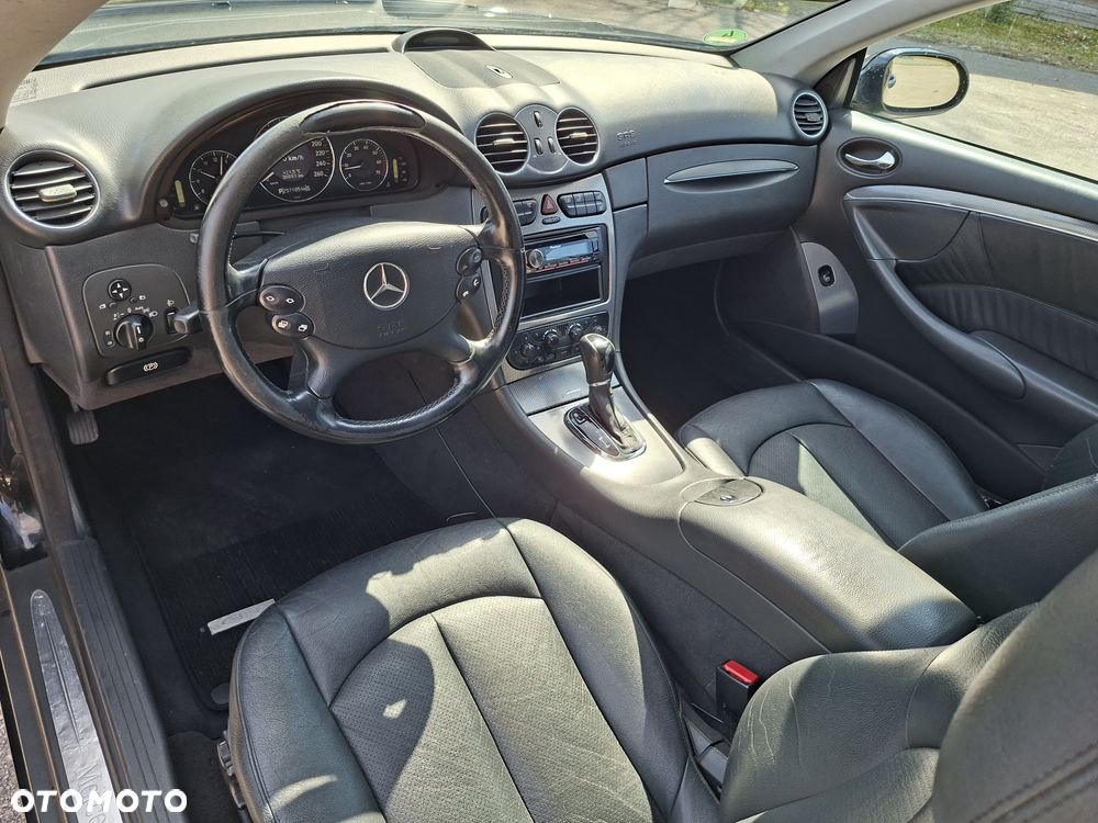 Mercedes-Benz CLK - 15