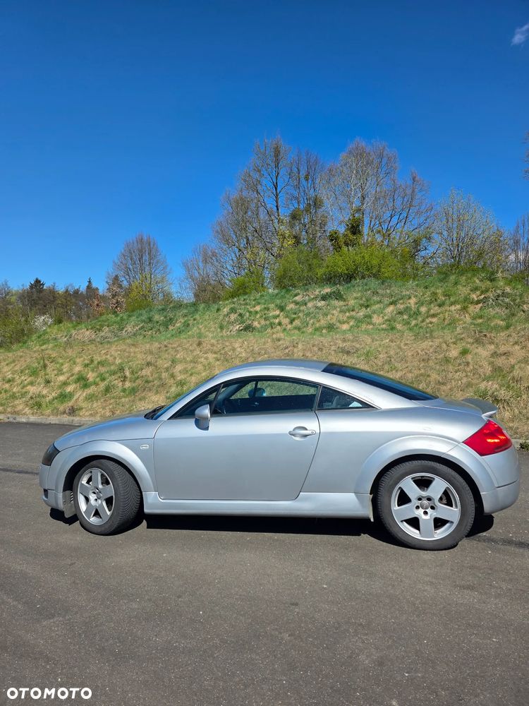 Audi TT Coupé 1.8T Quattro - 5