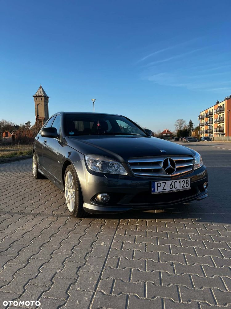 Mercedes-Benz Klasa C 280 4Matic Automatik Avantgarde Sport Edition - 2