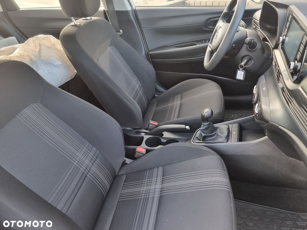 Hyundai i20 1.2 Pure - 20