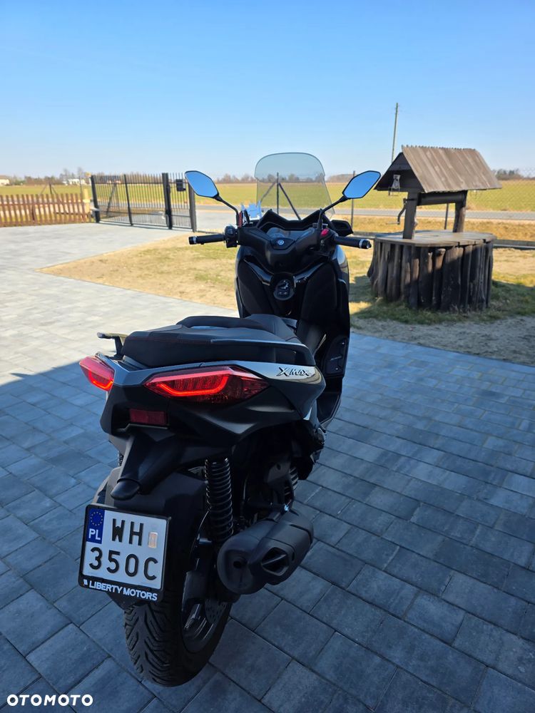Yamaha X-max - 9