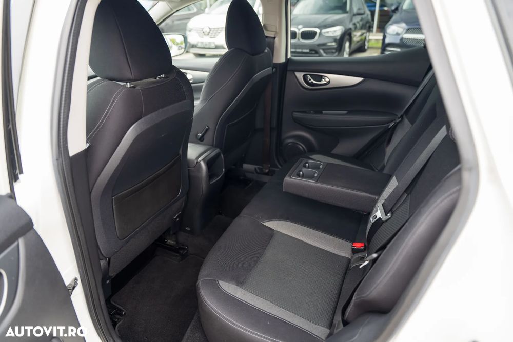 Nissan Qashqai 1.5 DCI N-CONNECTA - 9