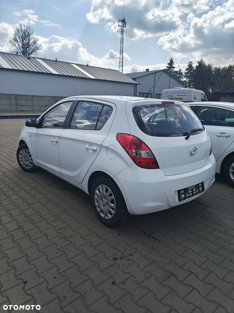 Hyundai I20 1.2 benz. części - 4