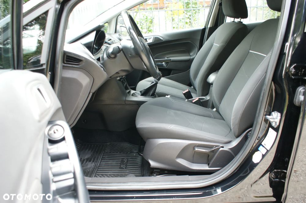 Ford Fiesta - 9