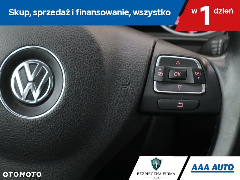 Volkswagen Passat Variant - 18