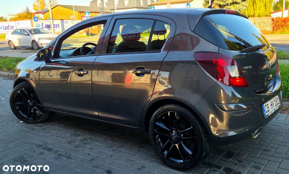 Opel Corsa 1.4 16V Energy - 10