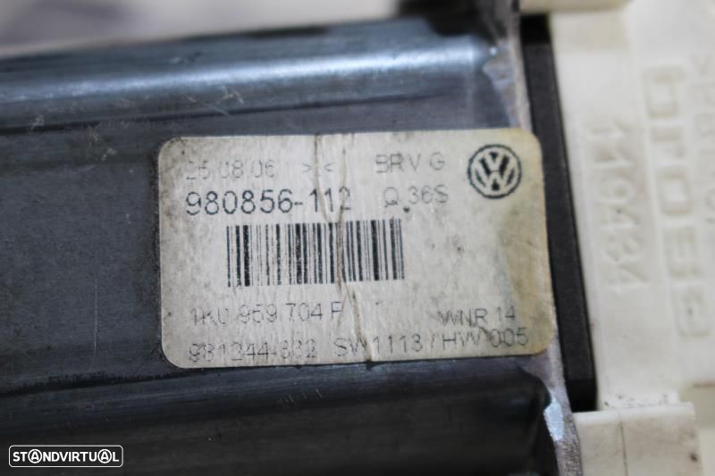 Motor Do Elevador De Vidro Traseiro Direito Volkswagen Passat (3C2)  9 - 9