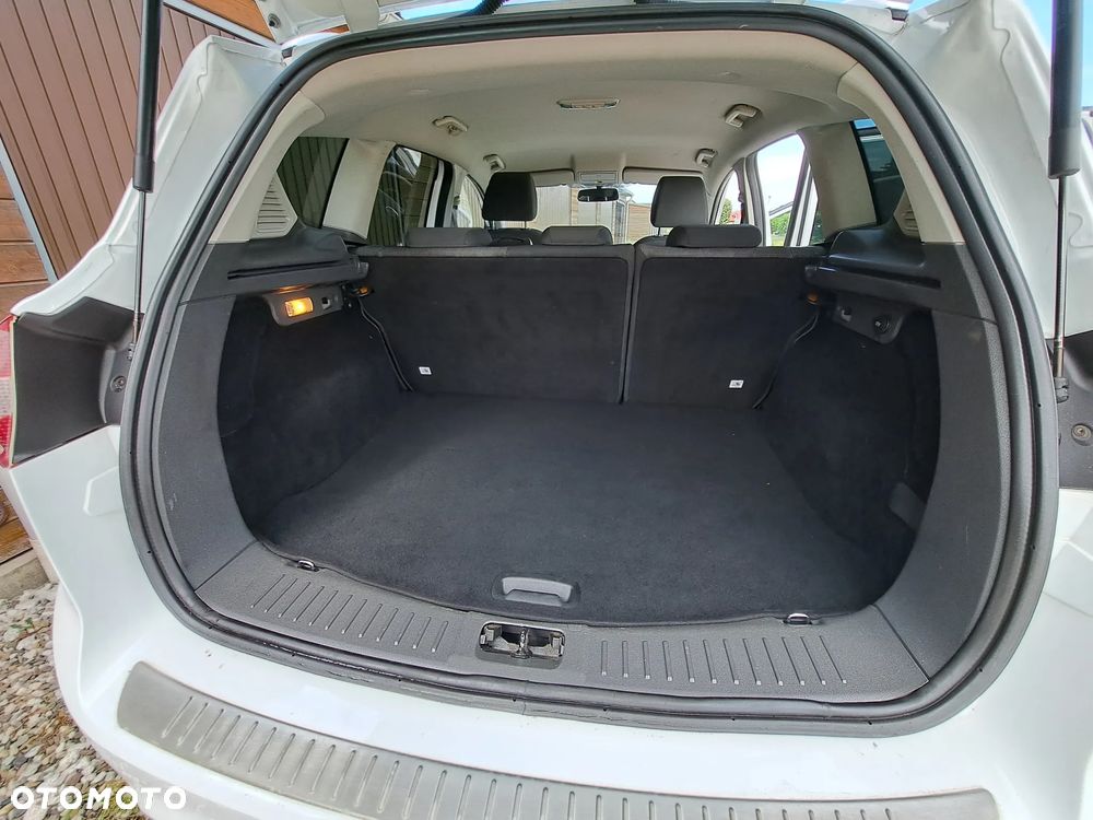 Ford Kuga 2.0 TDCi Titanium - 24