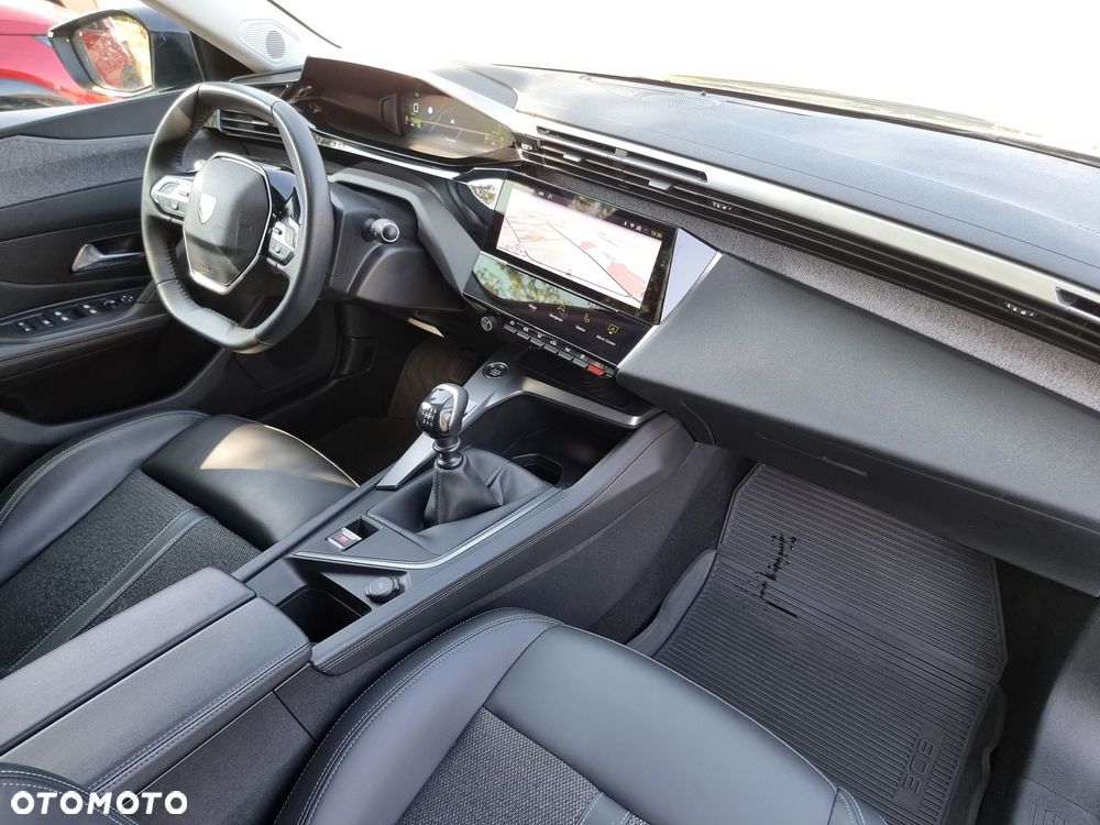 Peugeot 308 1.2 PureTech Allure Pack S&S - 17