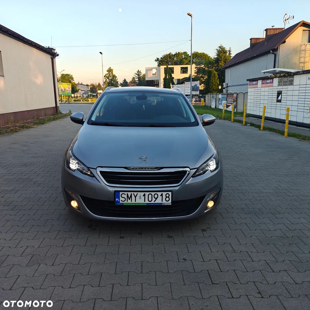 Peugeot 308 e-HDi FAP 115 Stop&Start EGS6 Business Line Niveau 1 - 4
