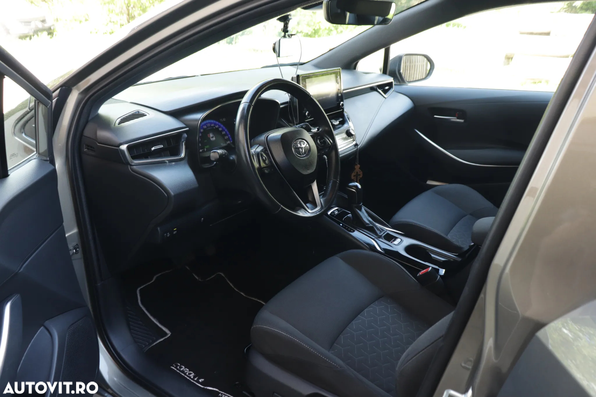Toyota Corolla - 6