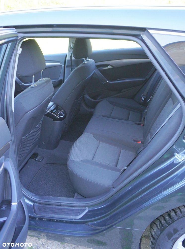 Hyundai i40 - 19