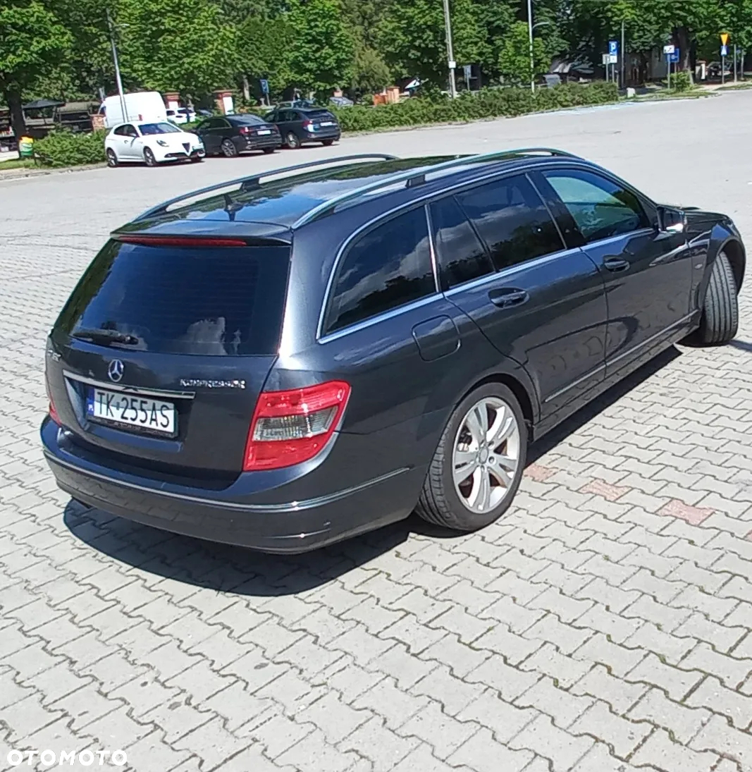 Mercedes-Benz Klasa C 180 K BlueEff Avantgarde - 4