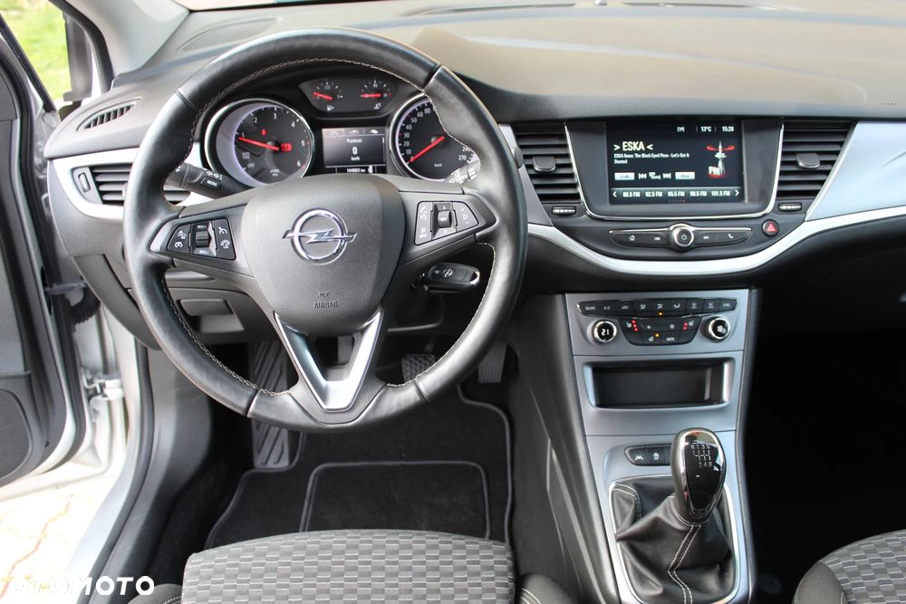 Opel Astra - 24