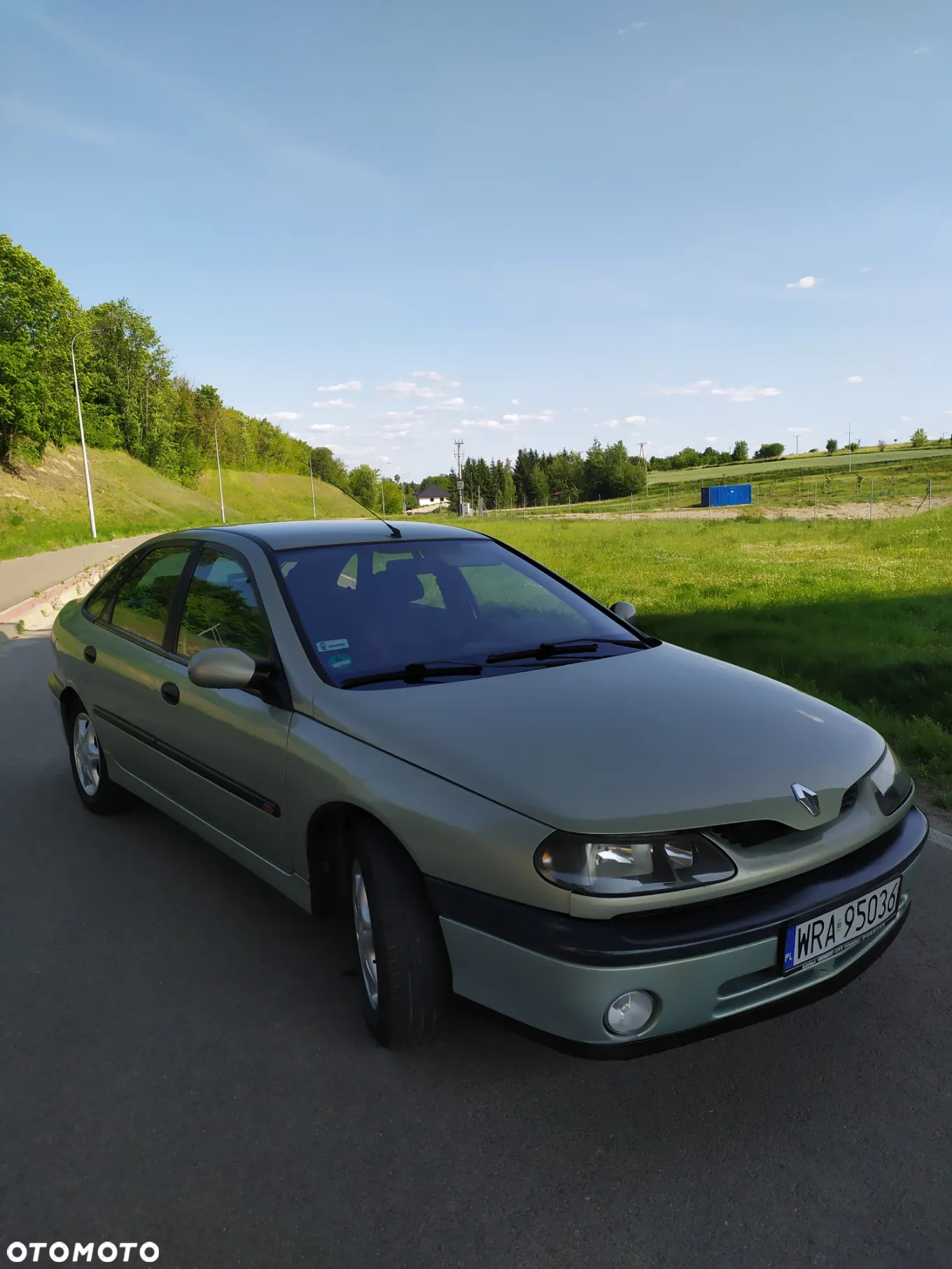Renault Laguna 1.6 Concorde - 27