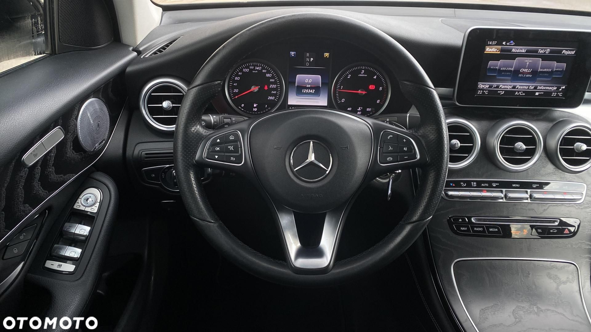 Mercedes-Benz GLC - 23
