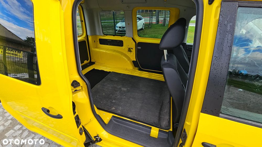 Volkswagen Caddy 2.0 TDI Comfortline 4Motion DSG - 8