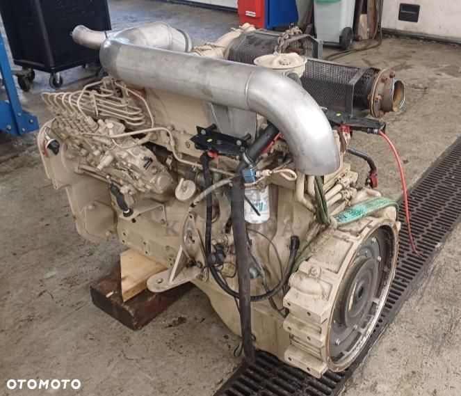 Silnik Cummins 505/8.3   8.3L    C8.3-C o mocy 260 KM  Model 1845 - 1