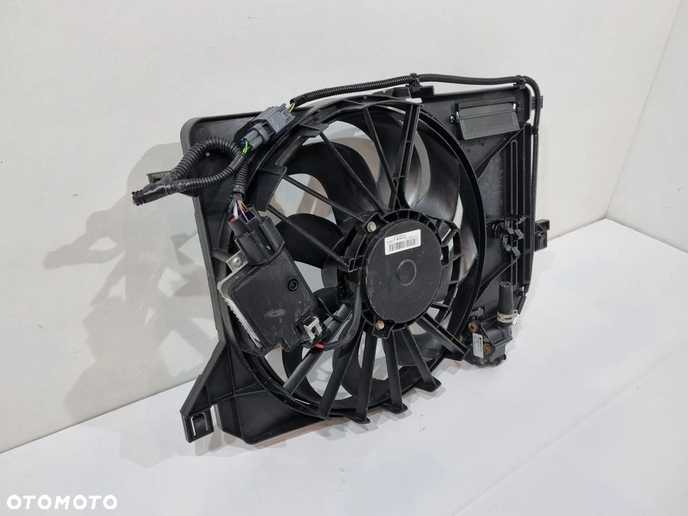 FORD FOCUS III MK3 LIFT C-MAX MK2 WENTYLATOR CHŁODNICY CV61-8C607-VB - 2