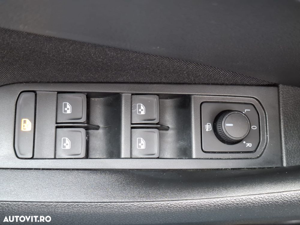 Skoda Kamiq 1.0 TSI Selection - 30