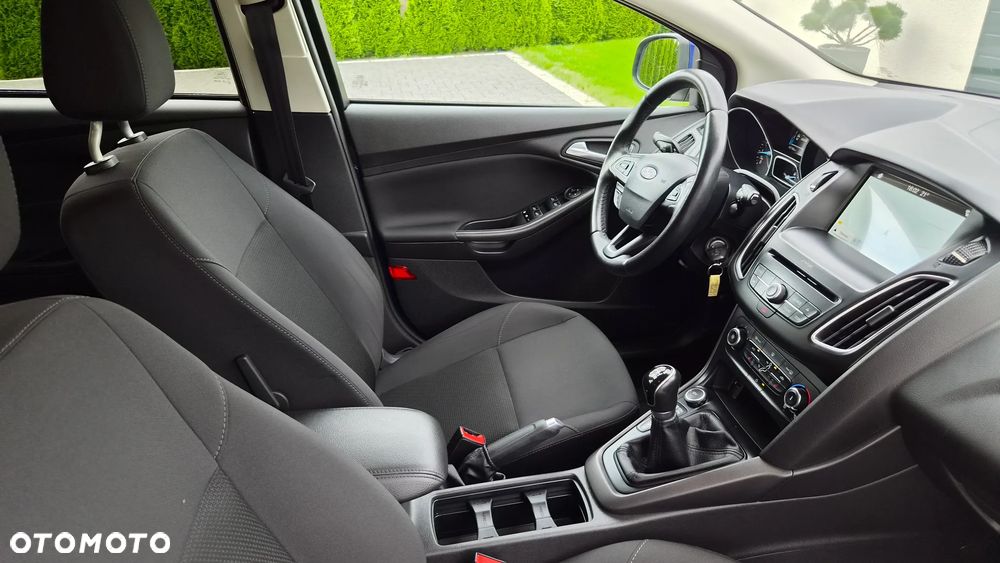 Ford Focus 1.0 EcoBoost Titanium - 16