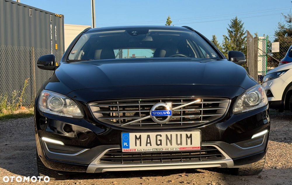 Volvo V60 D4 Drive-E Momentum - 22