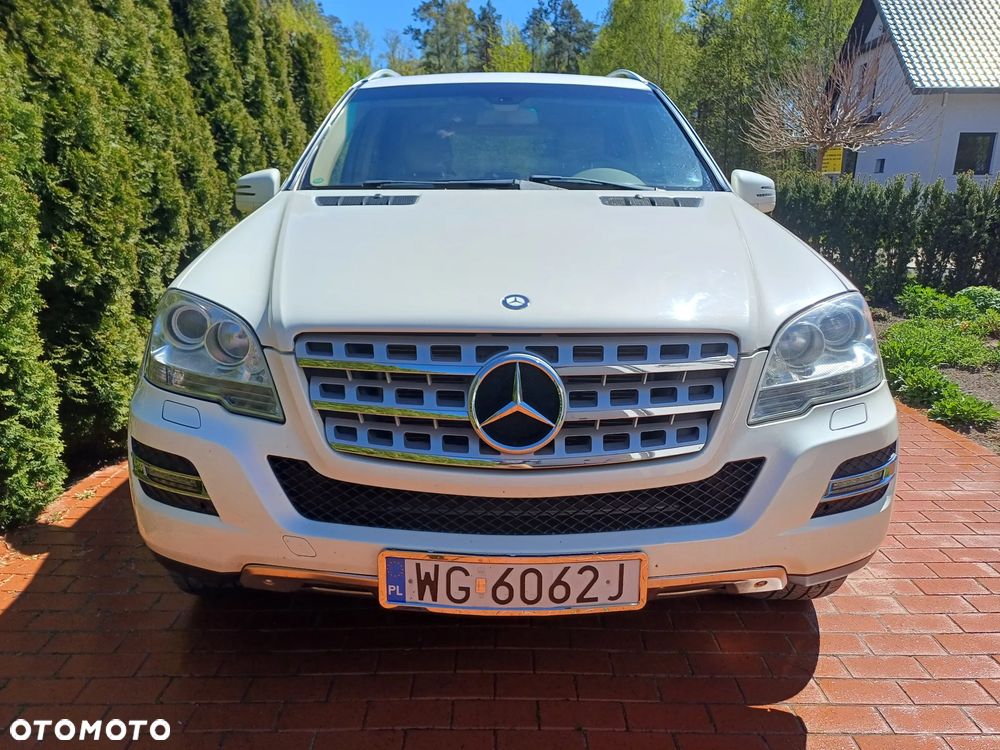 Mercedes-Benz ML 350 4Matic 7G-TRONIC Grand Edition - 35