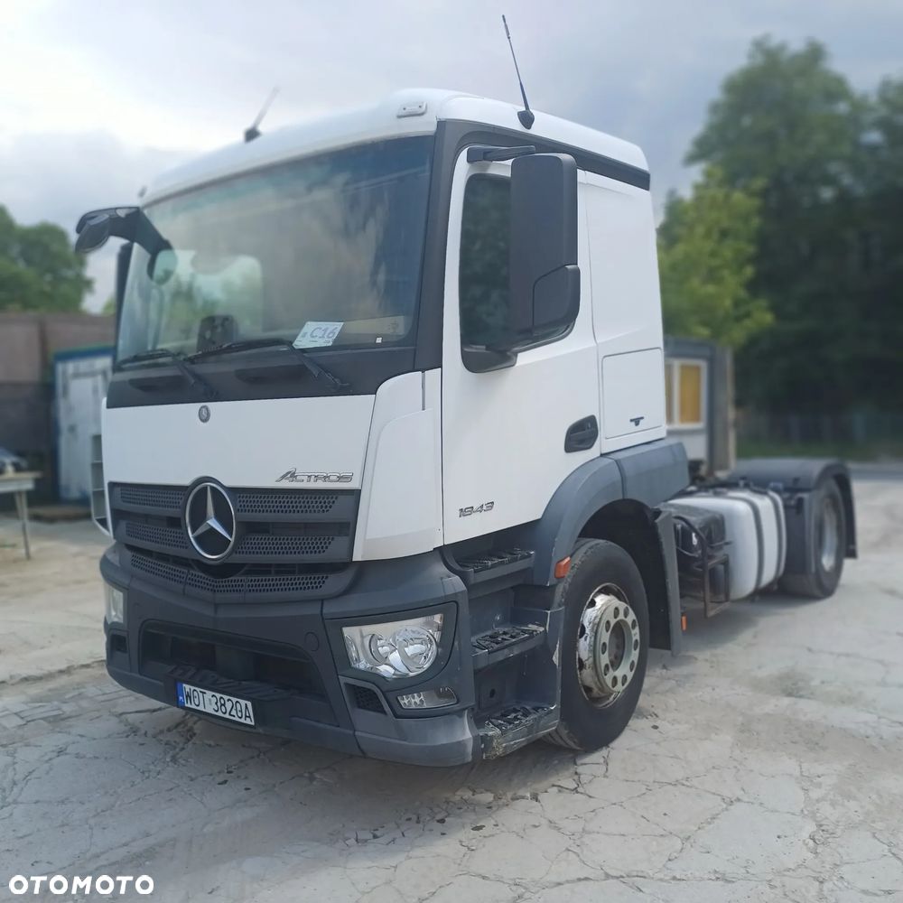 Mercedes-Benz Actros - 1