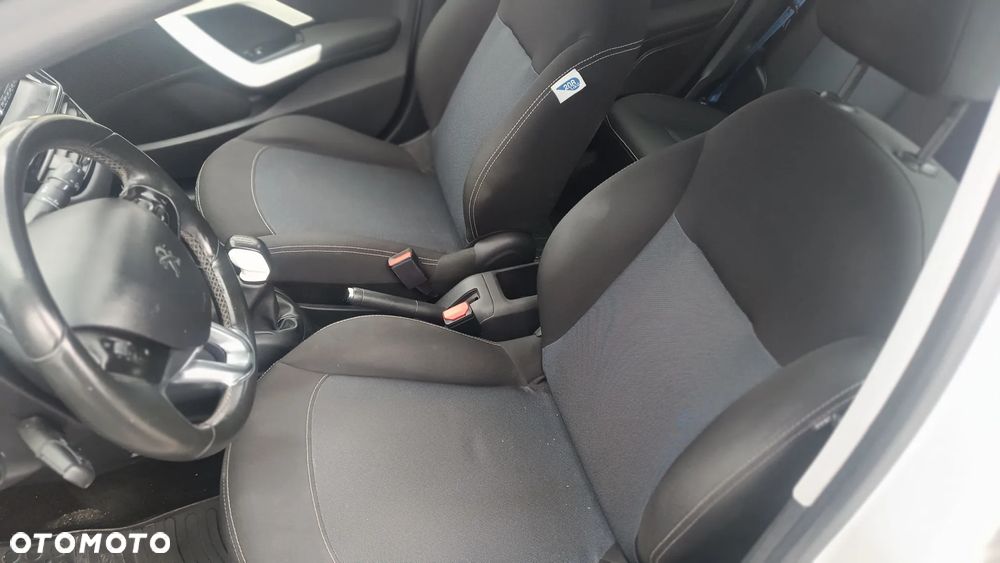 Peugeot 208 PureTech 68 Active - 11