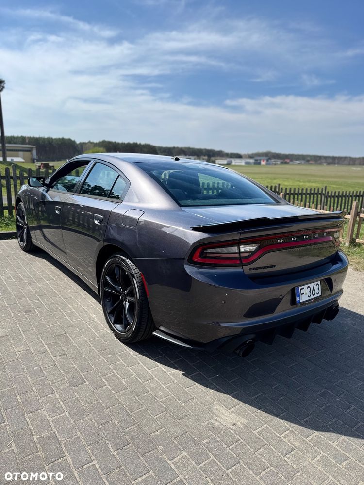 Dodge Charger - 6