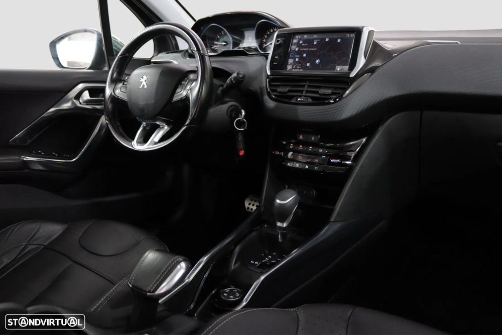 Peugeot 2008 1.2 PureTech Allure EAT6 - 6