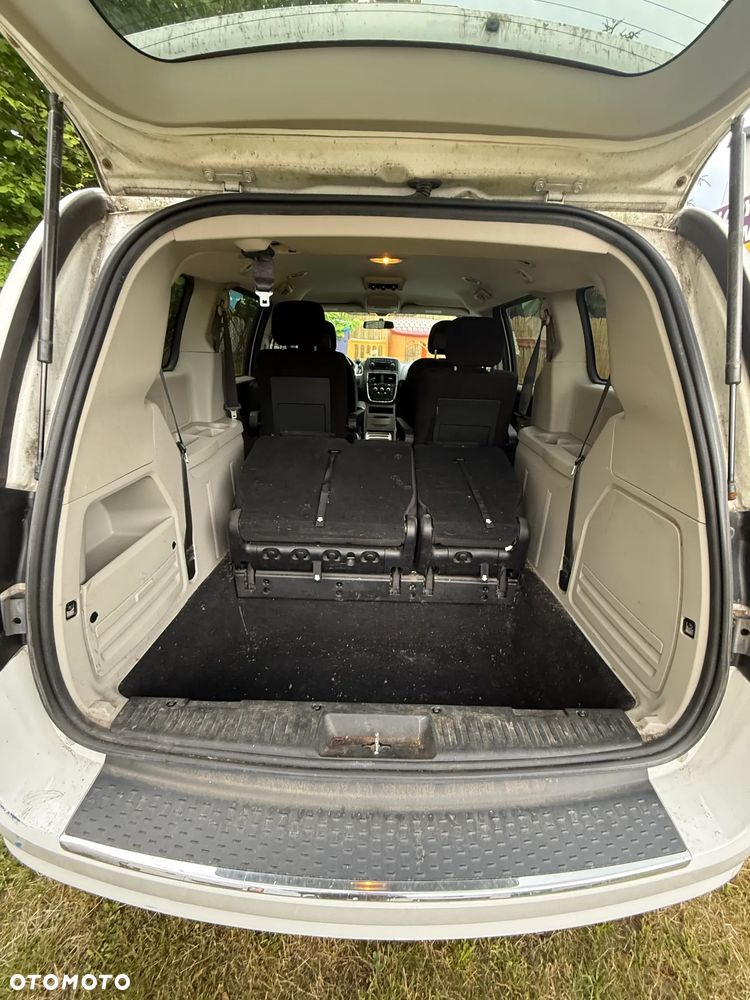 Dodge Grand Caravan 3.6 R/T - 12