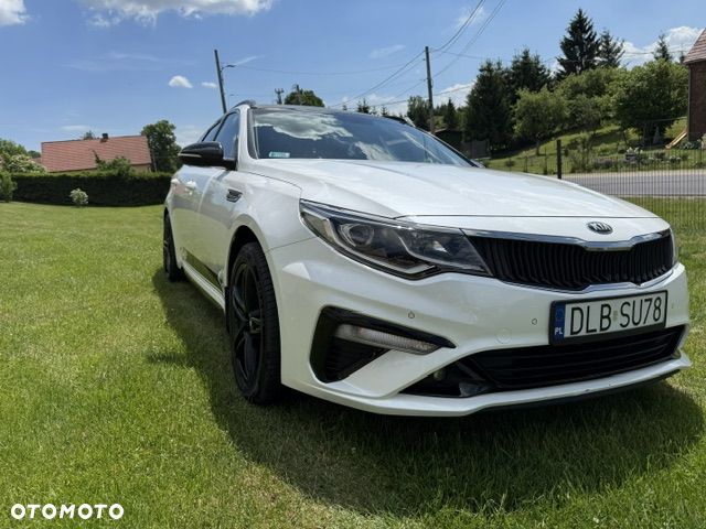Kia Optima - 1