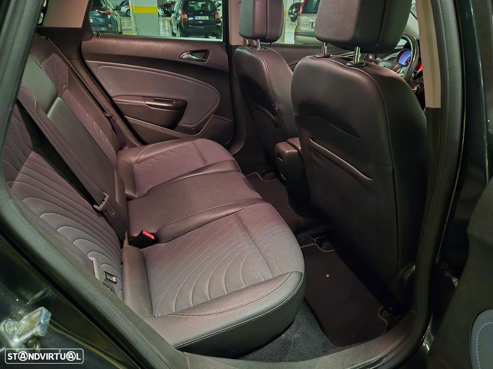 Opel Astra Sports Tourer 1.6 CDTi Cosmo S/S - 29