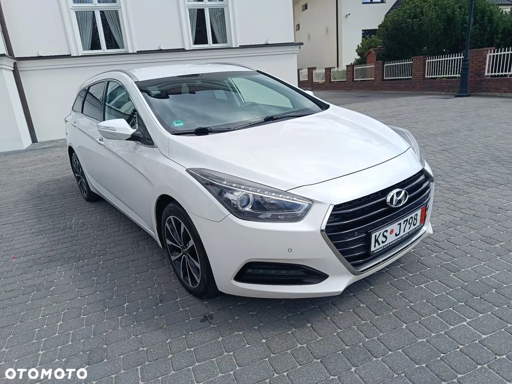 Hyundai i40 Kombi blue 1.7 CRDi DCT Premium - 5