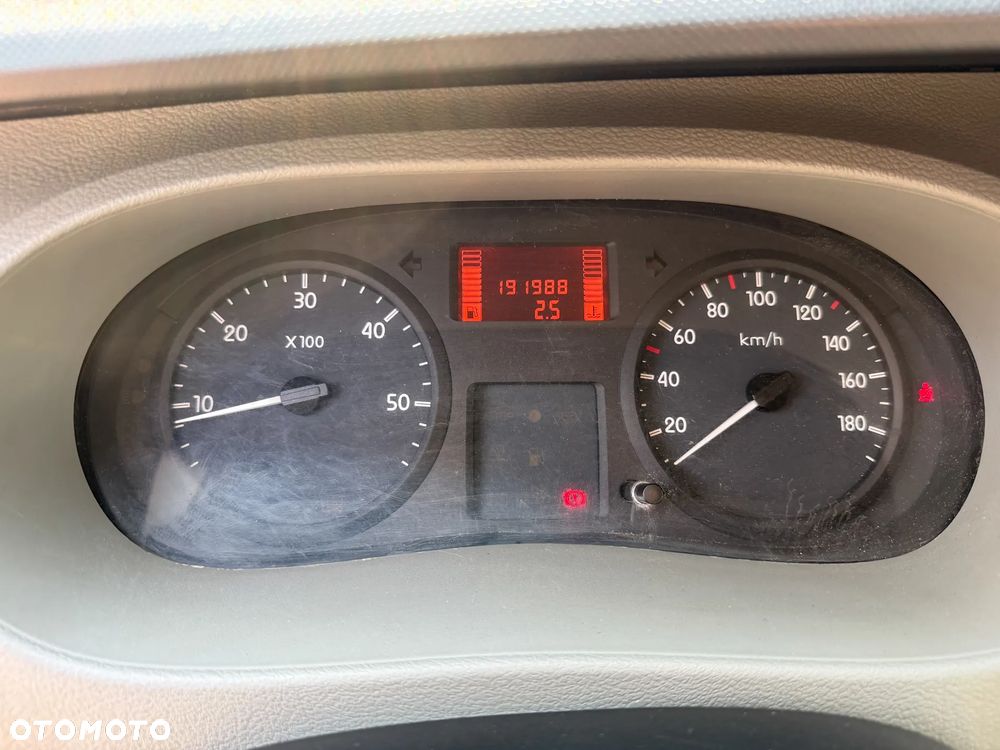 Renault Master - 10