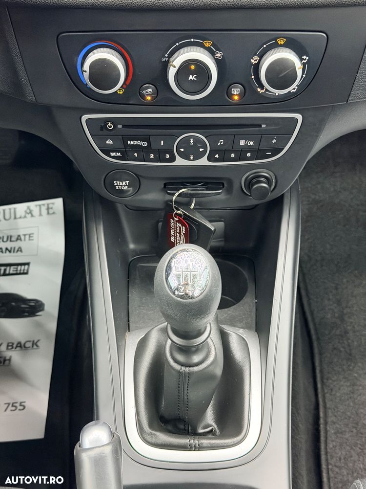 Renault Megane ENERGY dCi 110 EXPERIENCE - 23