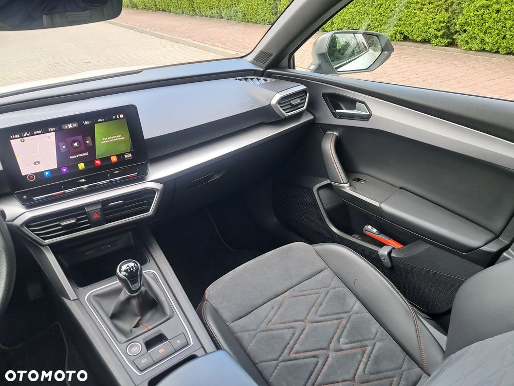 Seat Leon Sportstourer 1.5 TSI OPF FR Black Edition - 27