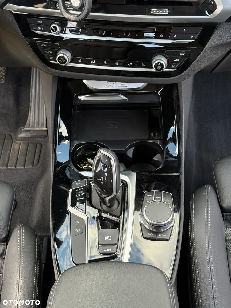 BMW X3 xDrive20i xLine - 17